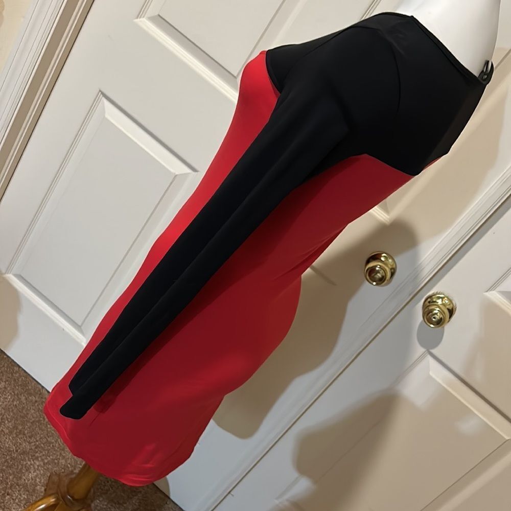 Guess Bodycon Mini Dress. Size Medium - Picture 3 of 9